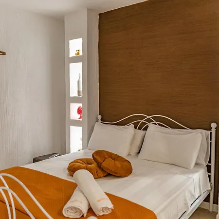 Appartamento Dimora Margò - Elegant Historic Escape *